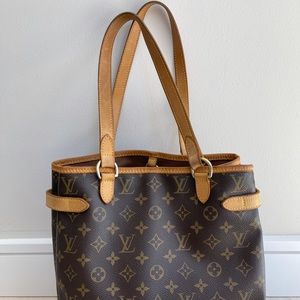Louis Vuitton Batignolles Monogram bag Vertical